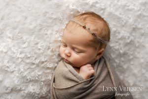 Charlotte 3 weken – newborn fotograaf arnhem