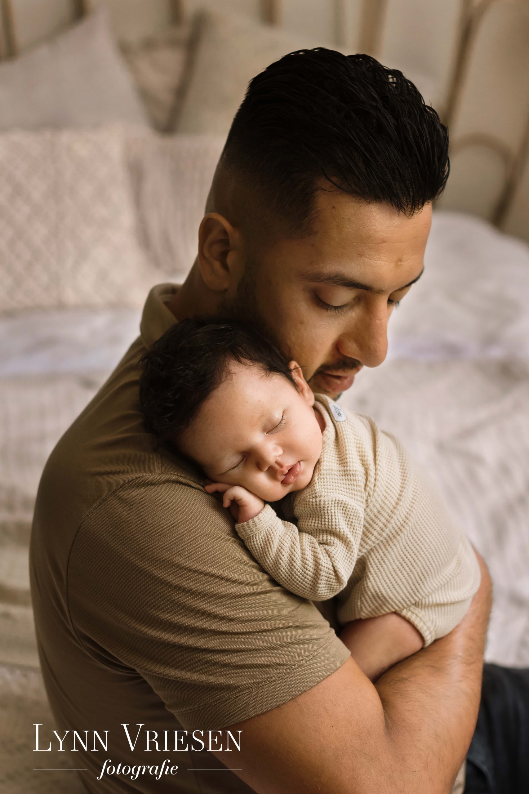 Lina – newborn fotoshoot arnhem lifestyle studio
