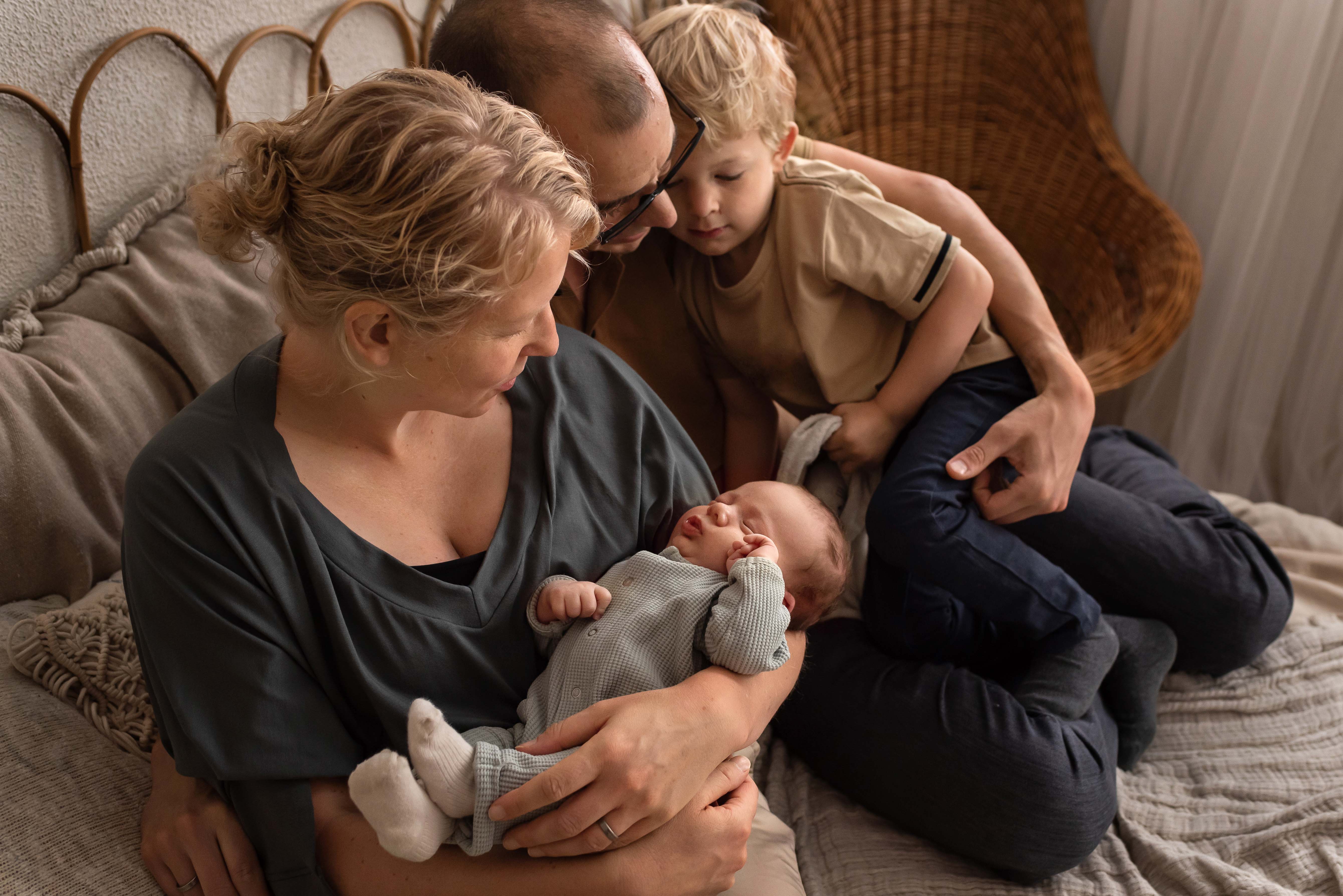 Aron newborn shoot Velp